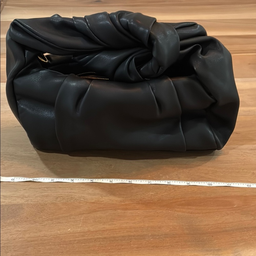 Elegant Black Women's Bag